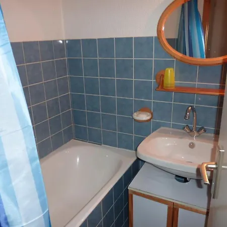 Duplex 2 Pieces Au Pied Des Pistes - Fr-1-573-82 Apartment